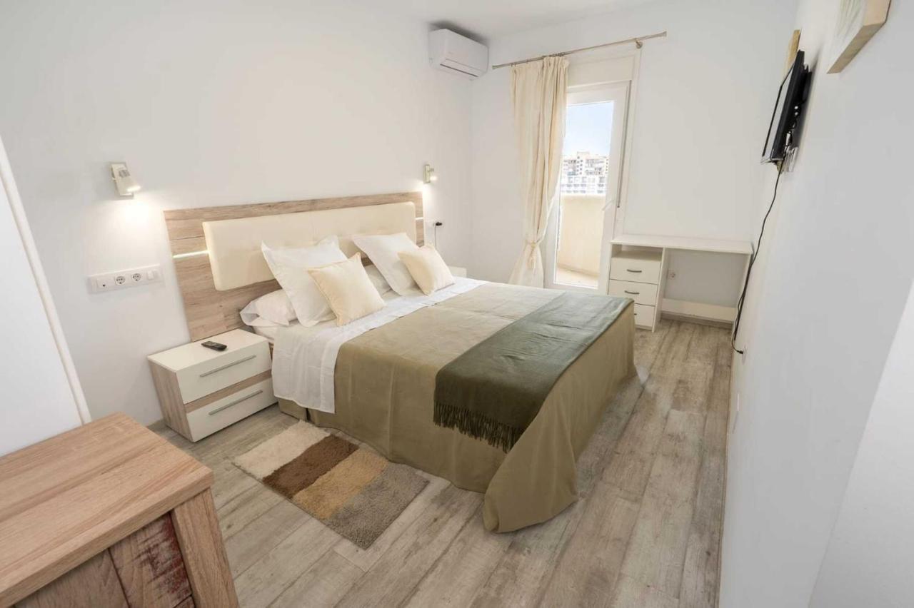 El Estudio De La Playa Benalbeach New 1Bd, Piscinas, Playa Y Vistas Al Mar Ref504 Беналмадена Екстериор снимка
